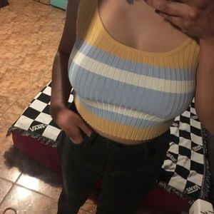 Cute crop top with no flaws only worn once